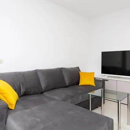 Apartmani Canaki Supetar Exterior foto