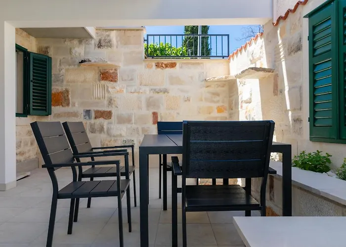 Apartmani Canaki Supetar
