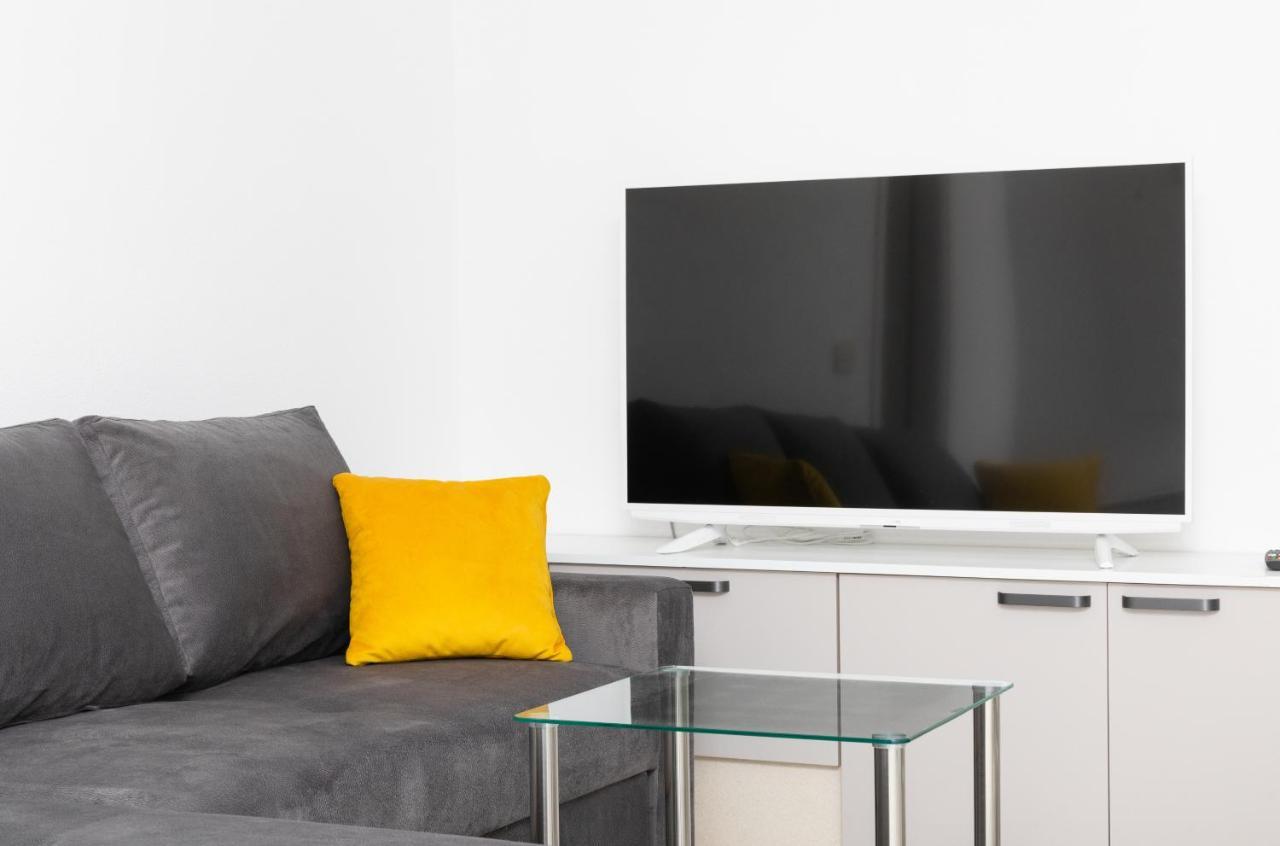 Apartment Canaki *